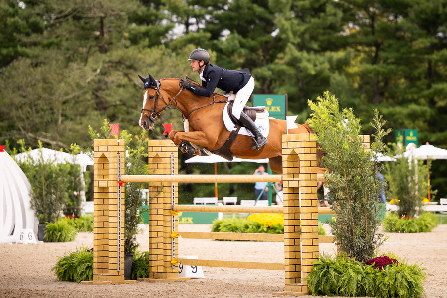 darragh kenndy jumping castle pillar standards at csi greenwich horse show